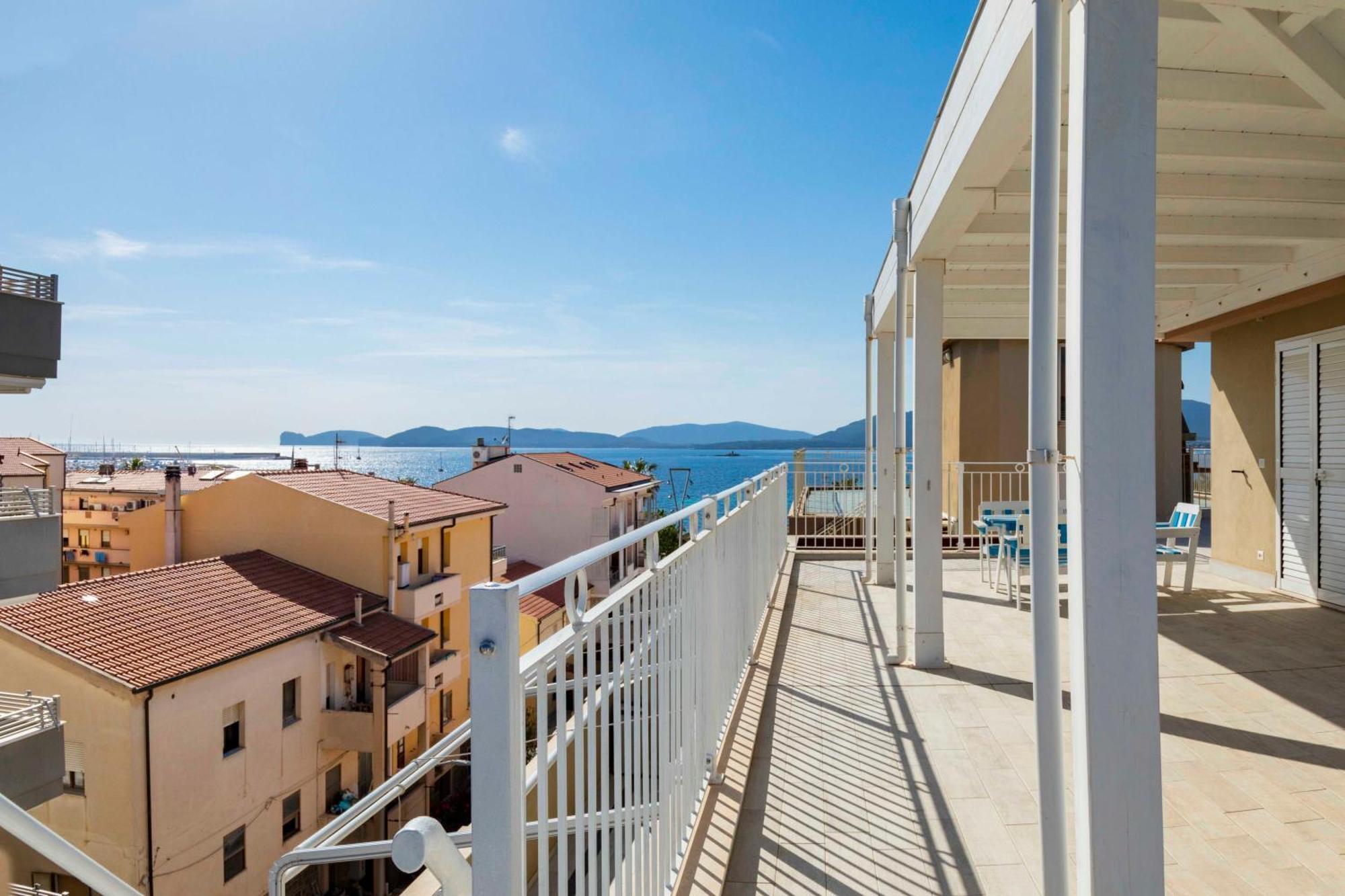 Lovealghero Stanze In Attico Vista Mare Exteriér fotografie