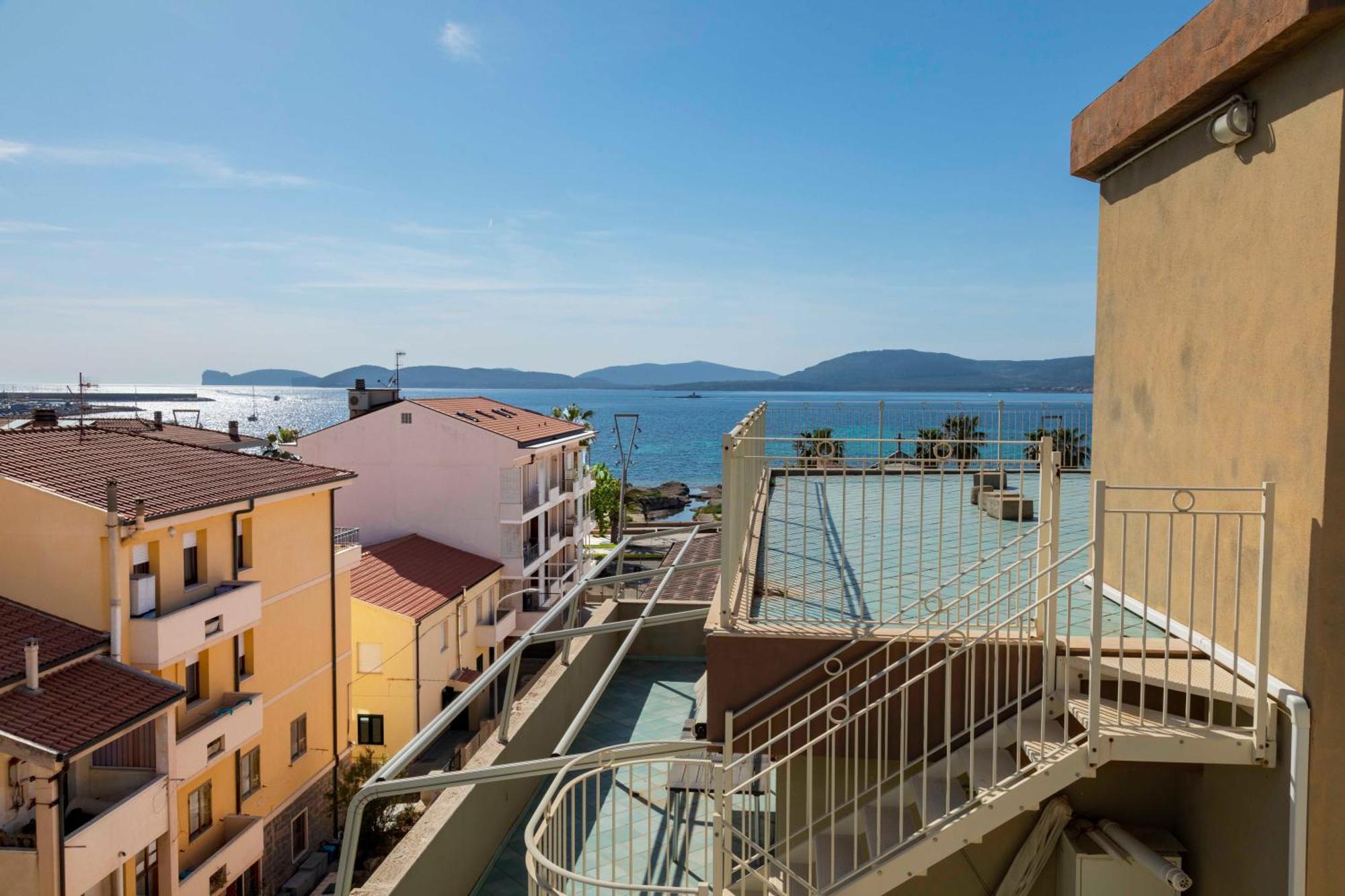 Lovealghero Stanze In Attico Vista Mare Exteriér fotografie